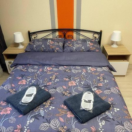 Uneed Rooms Sakvoiaj Kyiv Exterior photo