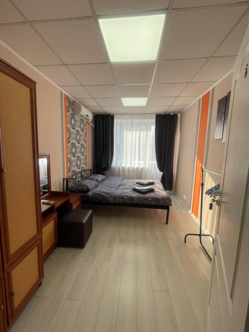 Uneed Rooms Sakvoiaj Kyiv Exterior photo